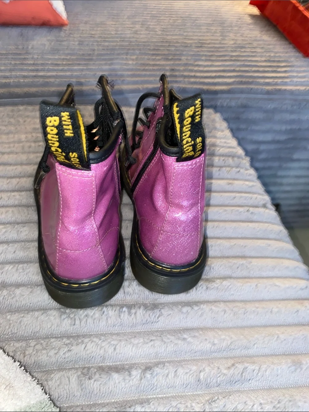 DOC MARTENS GIRLS SZ 2 Pink Hlitter combat boots euc